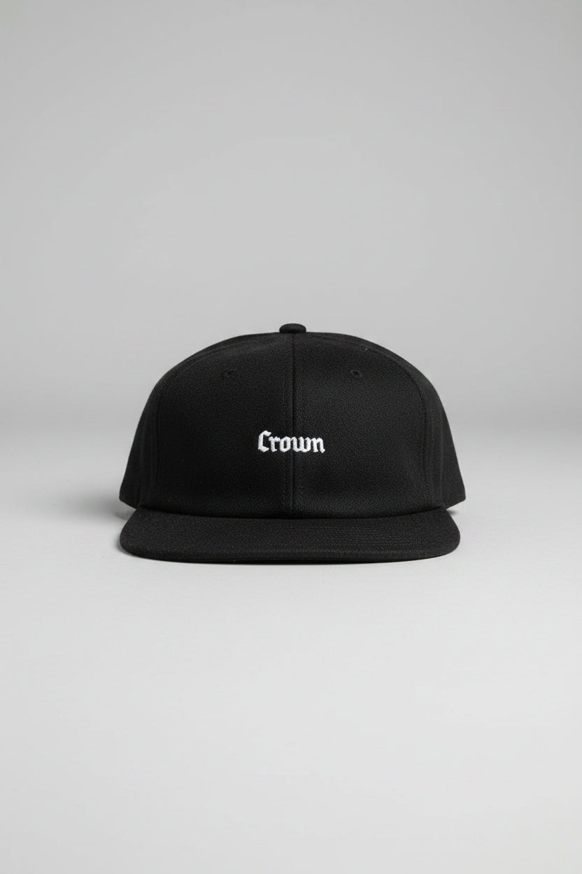 Crown 6 panel cap strap back Black/White Logo