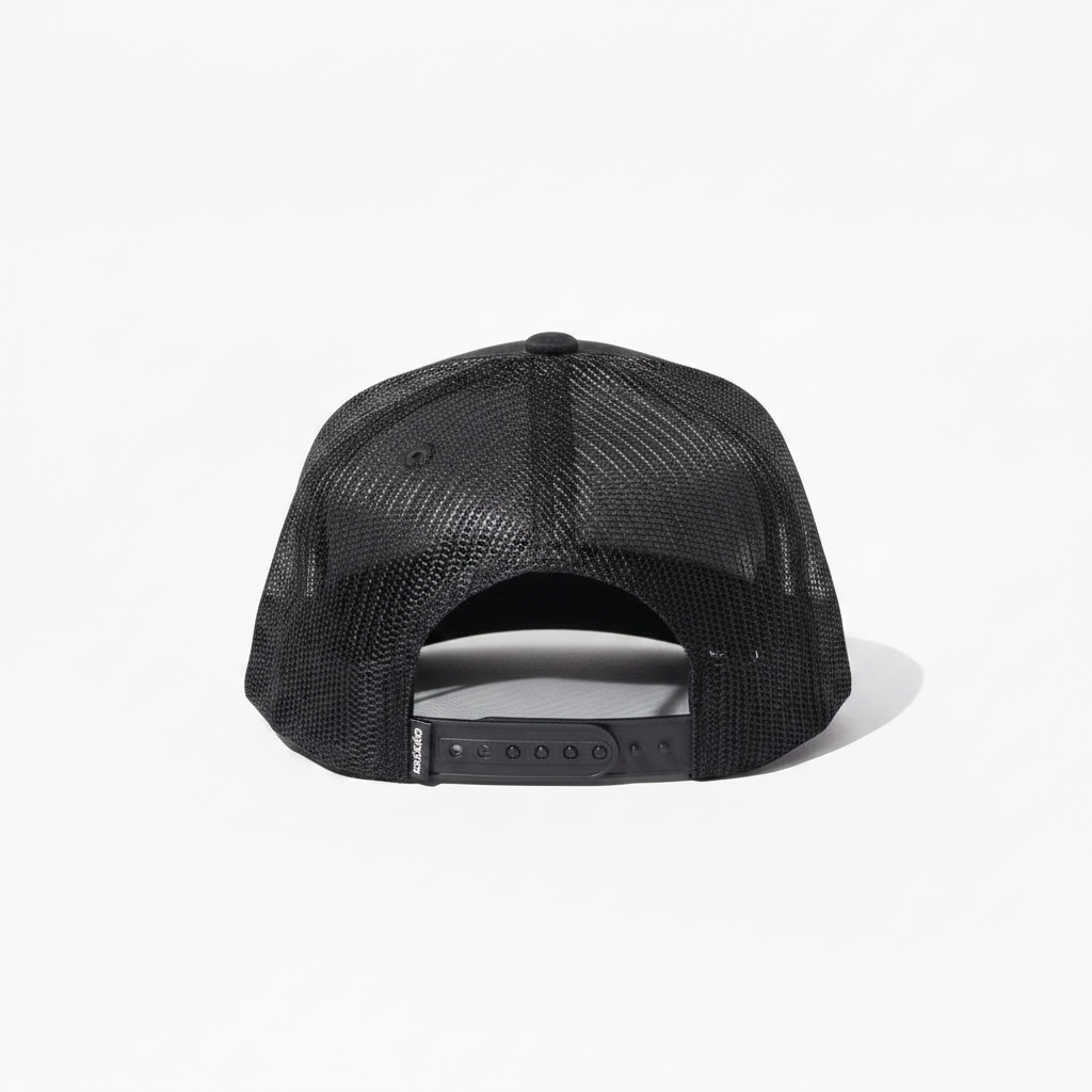 Juice Clothing Badge Trucker Cap Black - Yupoong Flexfit