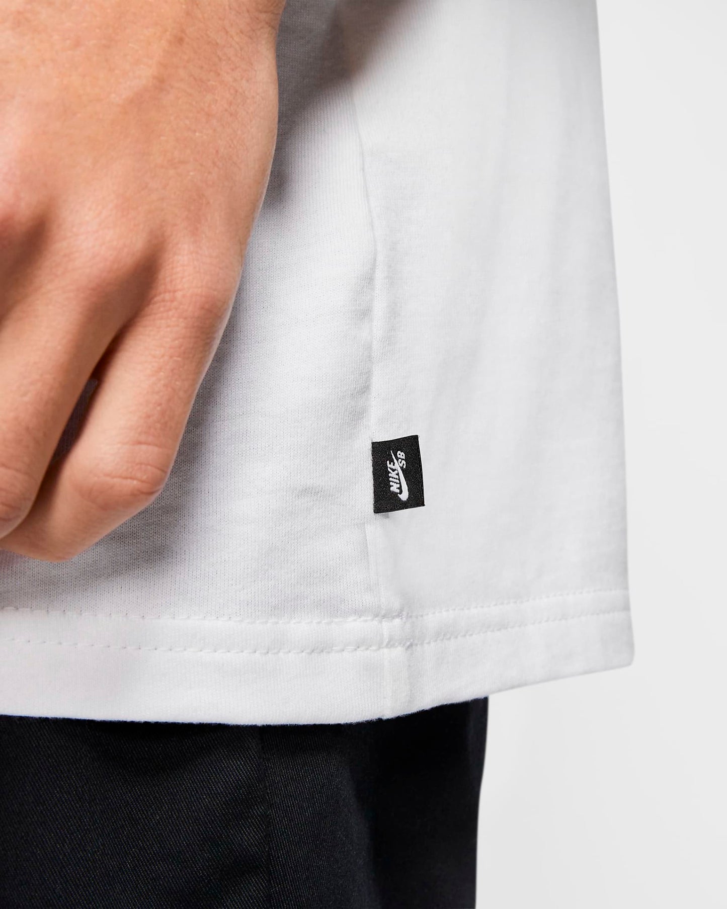 Nike SB Tee Logo Skate HBR White Black Unisex Skateboard T-Shirt