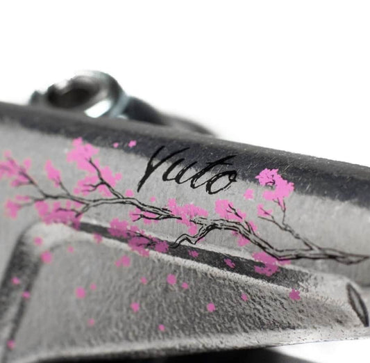 Venture Skateboard Trucks V-Lights Yuto Bloom 5" L / 8" Axles