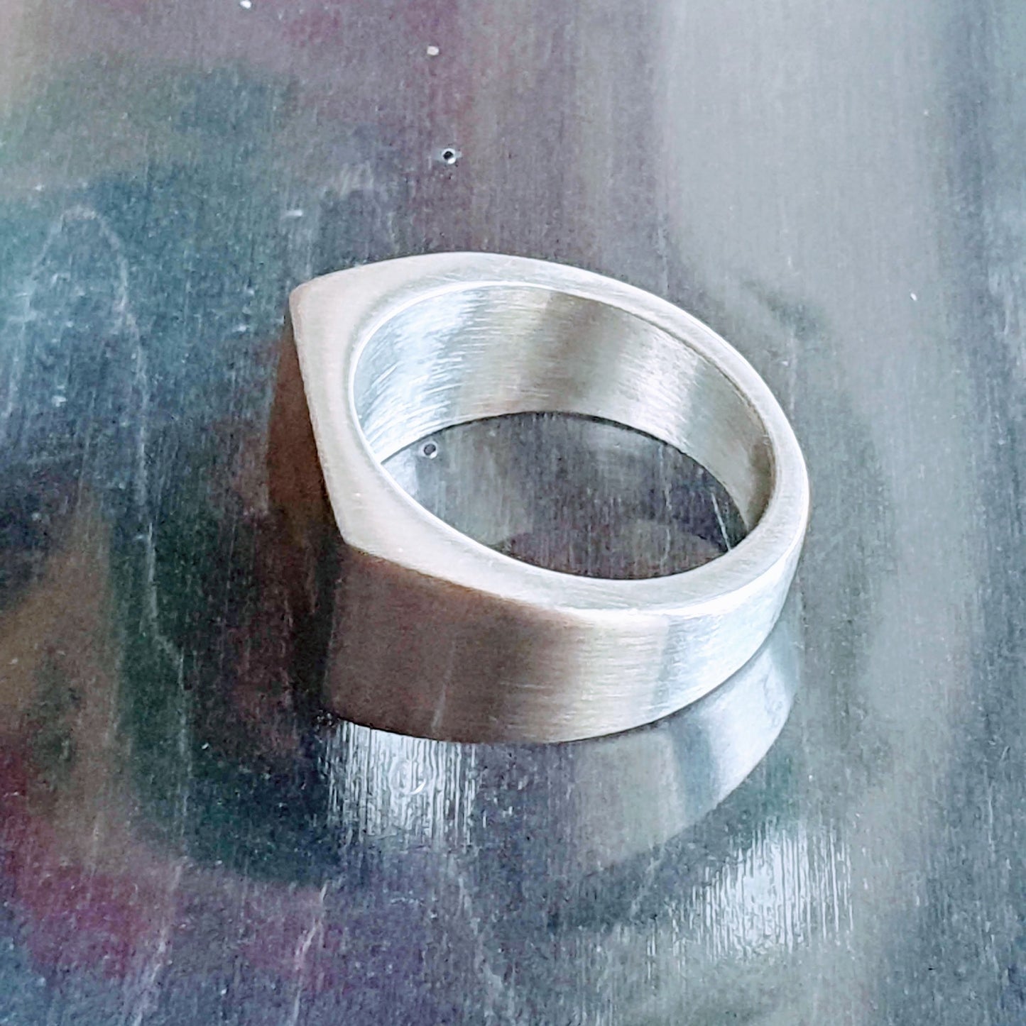 Kingpin Skate Supply Signet Ring Rectangle OG Silver Titanium