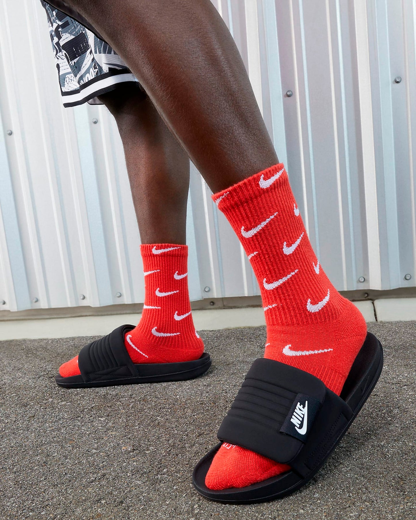 Nike Offcourt Adjust Slides Black White Black US SIZE Sandals (gong)