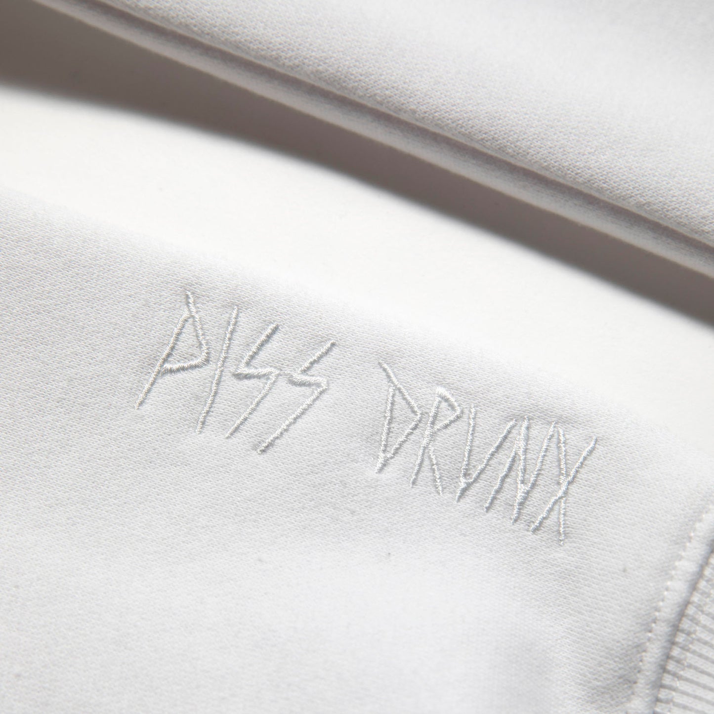 Piss Drunx x Lotties Crew Web 8ball Krewneck WHT/BLK Skateboard Crewneck