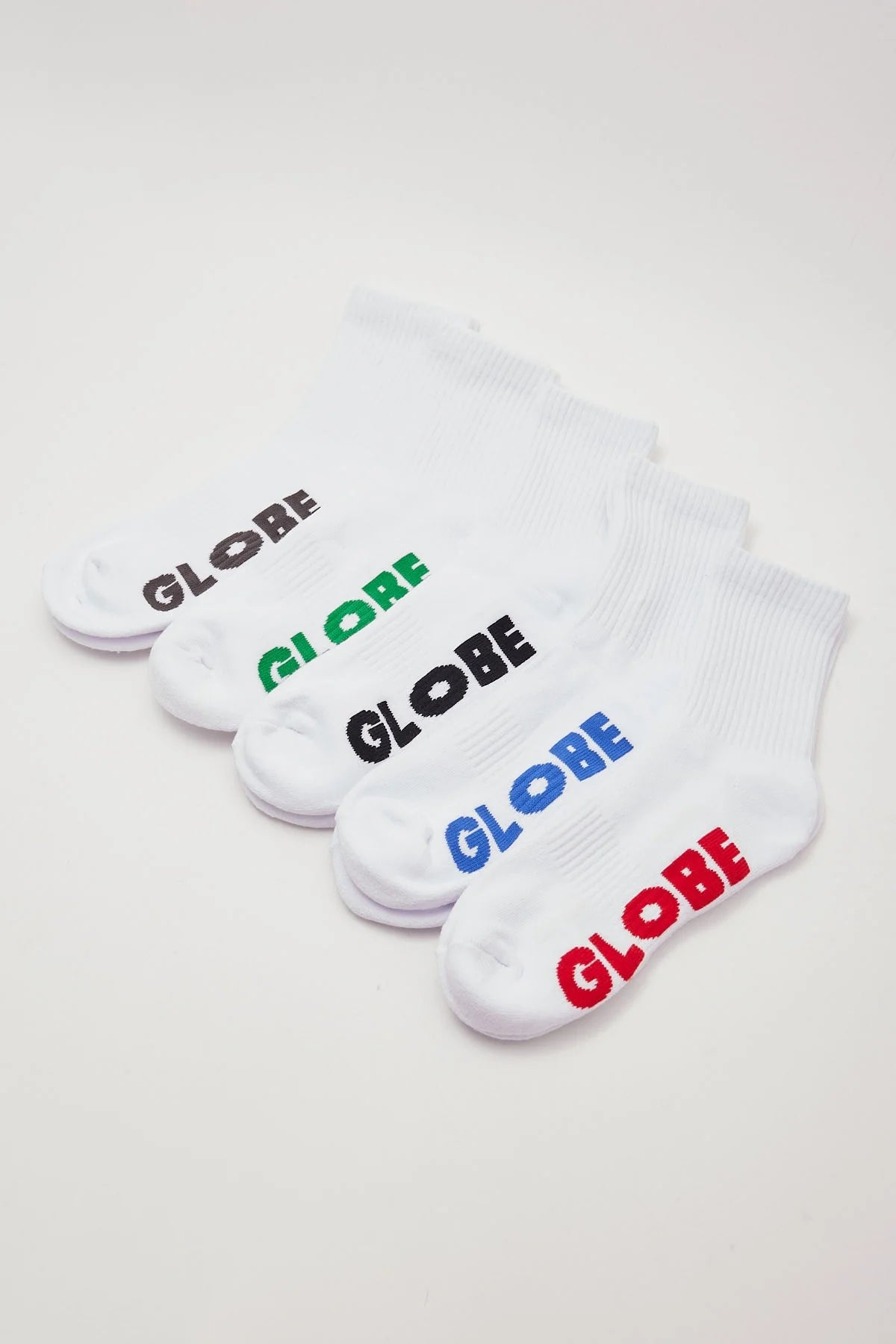 Globe Socks 5 Pack Stealth Crew White Size 2-8 Skateboard Sox