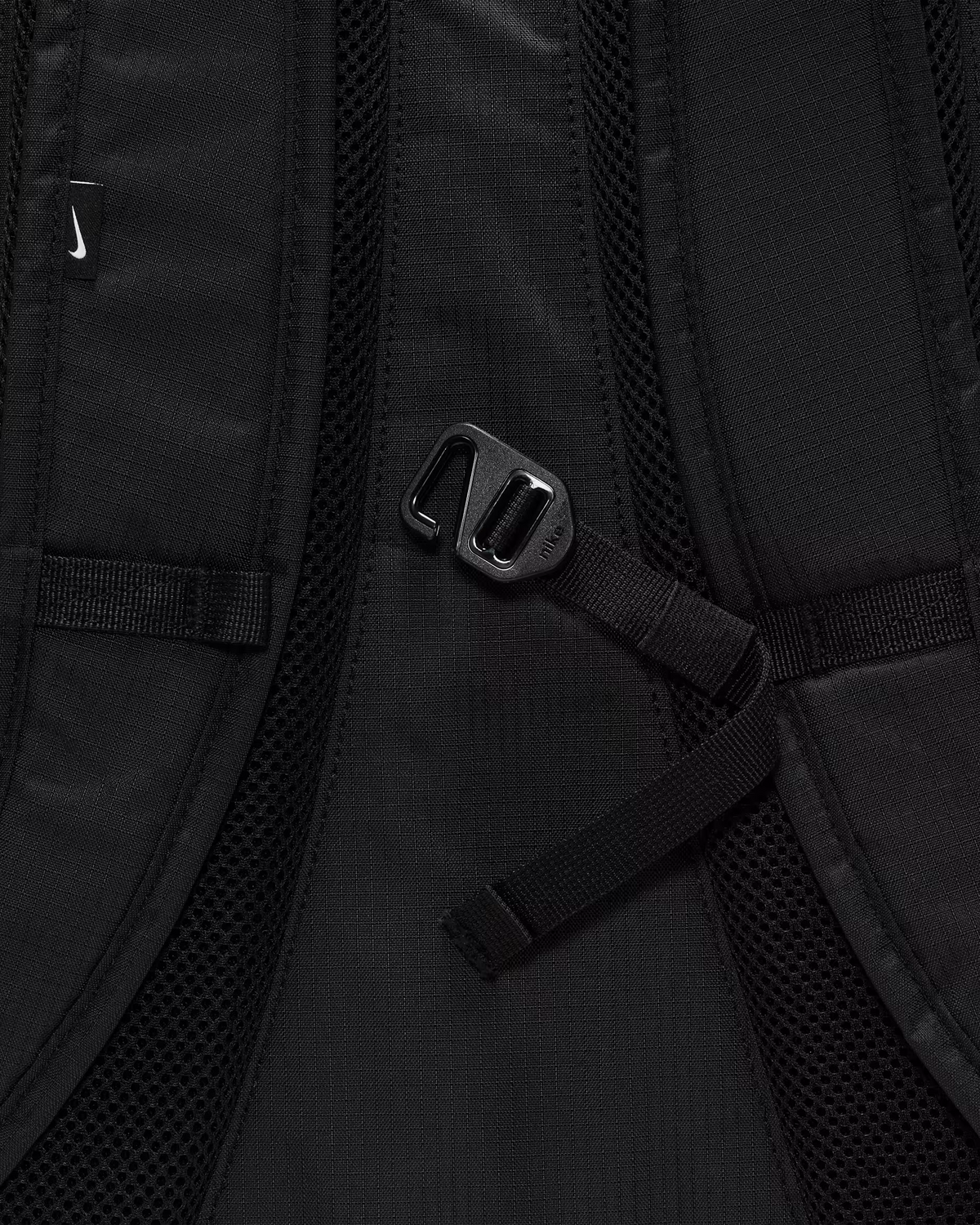 Nike SB Hayward Backpack 26L Black White
