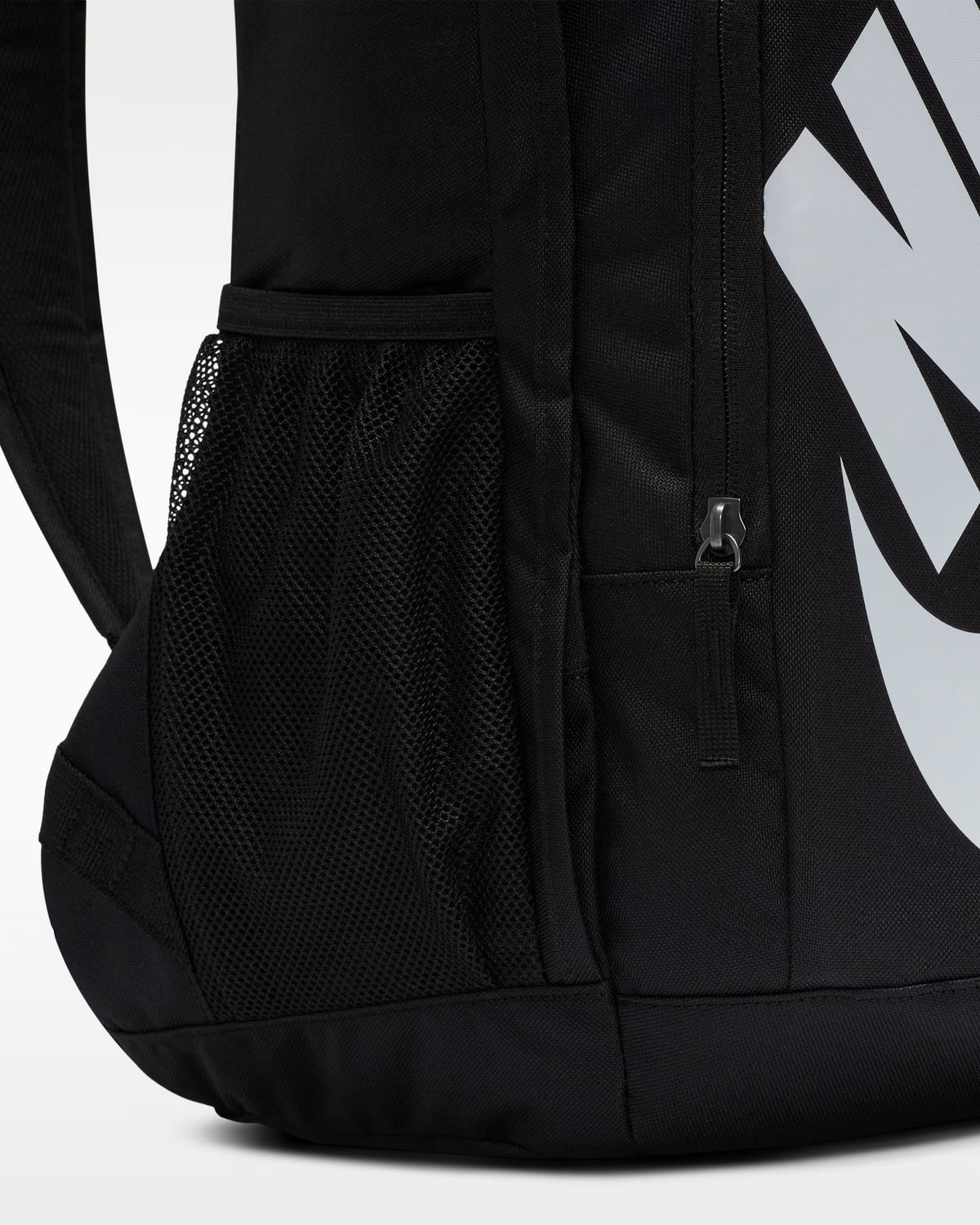 Nike SB Hayward Backpack 25L Black White