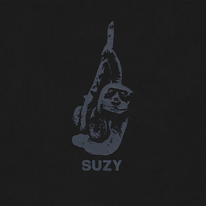 Suzyology Noah'S Sculpture T Shirt