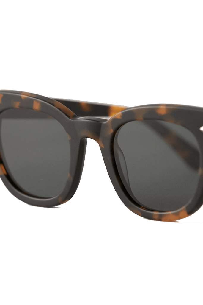 Epokhe Dylan Sunglasses - Dark Tortoise / Matte Green Lens