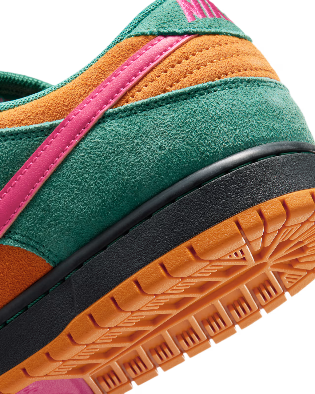 Nike SB Dunk Low Pro "Watermelon" Green Noise Light Curry Skate Shoes