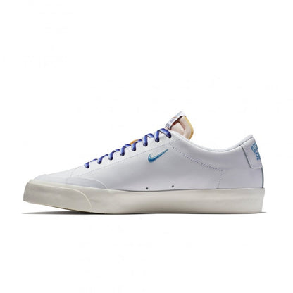 Nike SB Zoom Blazer Low XT Quarter Snacks - White/University Blue/Sail