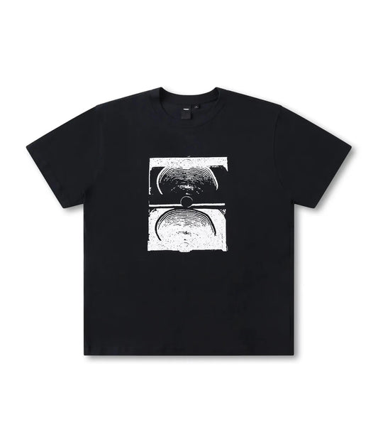 FORMER crux fragment T-shirt washed black s/s tee
