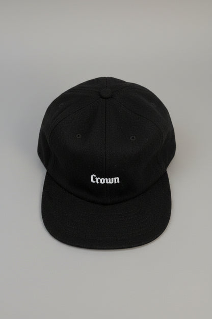 Crown 6 panel cap strap back Black/White Logo