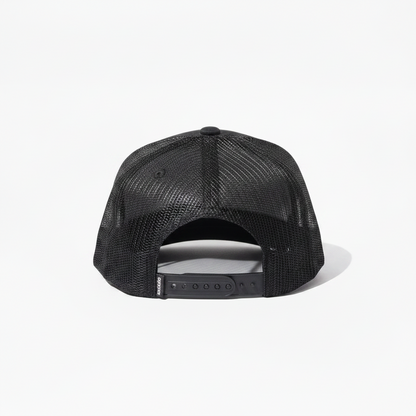 Juice Clothing Badge Trucker Cap Black - Yupoong Flexfit