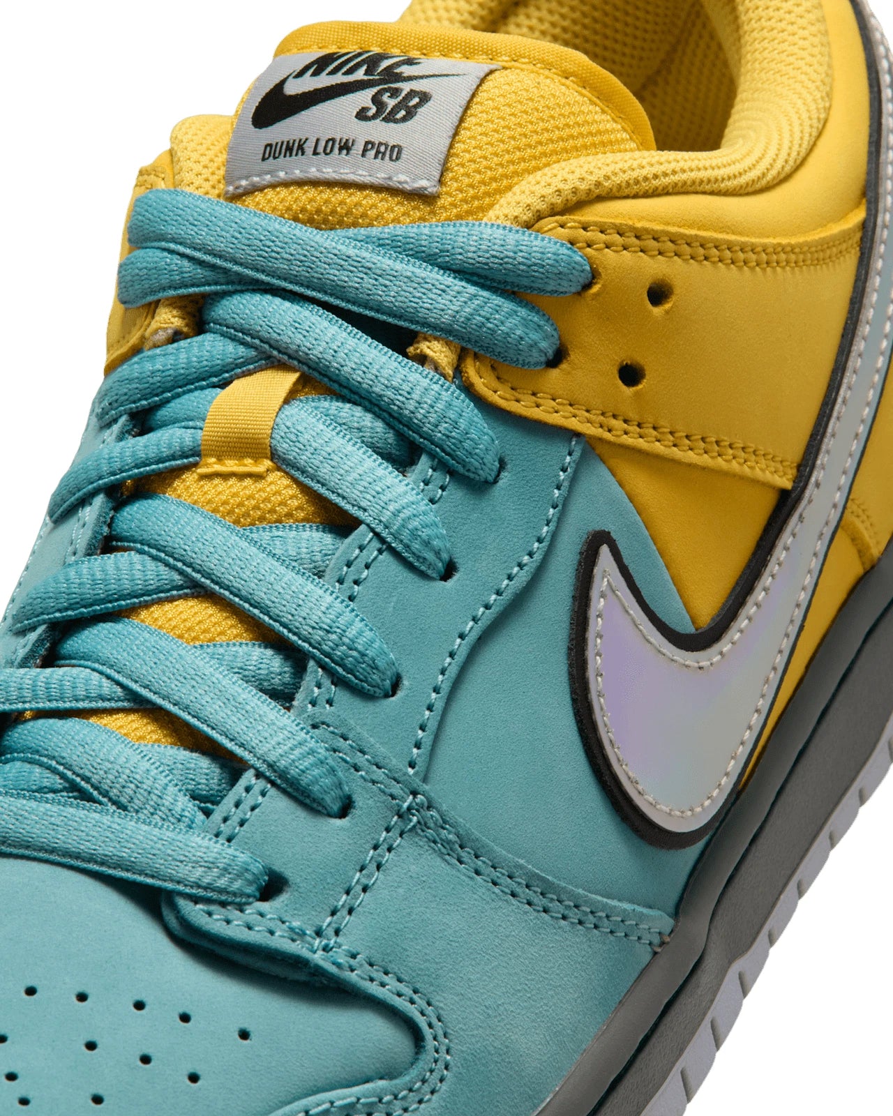 Nike SB Shoes Dunk Muni Fast Pass Lightning Turquoise