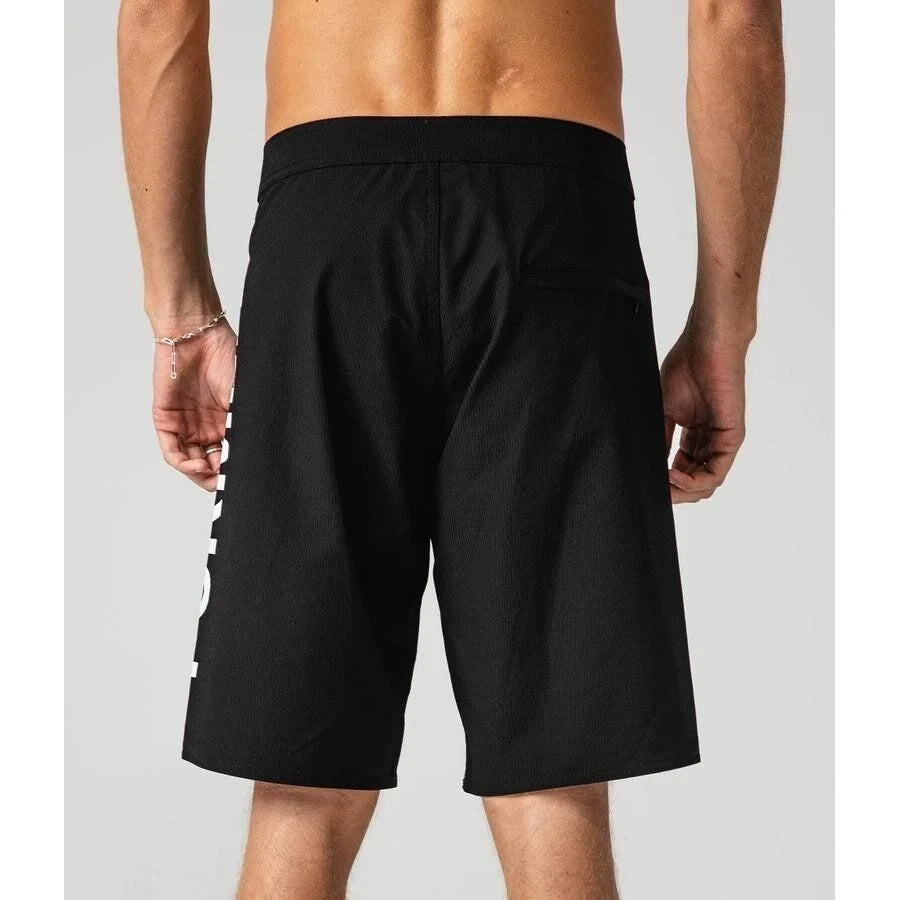 FORMER legacy 19'' trunk Shorts black