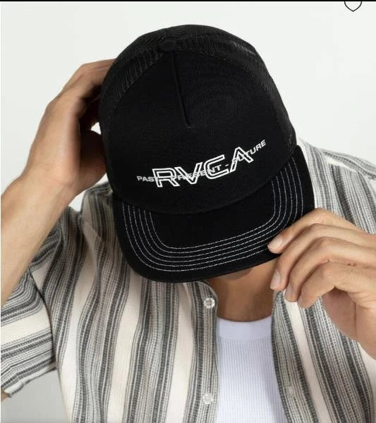 Rvca Inline Trucker Snapback Cap Pirate Black
