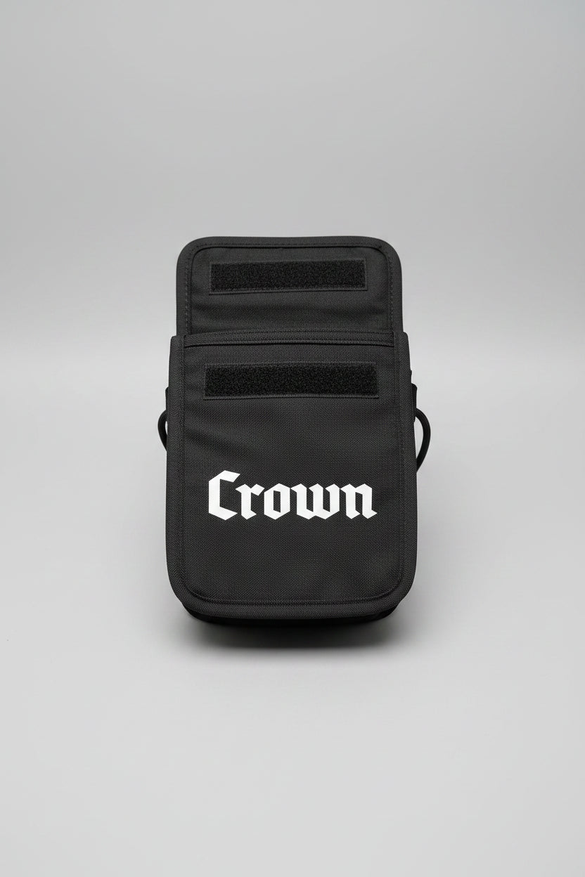 Crown Camera bag OG print Logo Black / white Adjustable Strap / zip