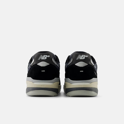 New Balance Numeric Shoes 933 Andrew Reynolds Black Eclipse Sneakers