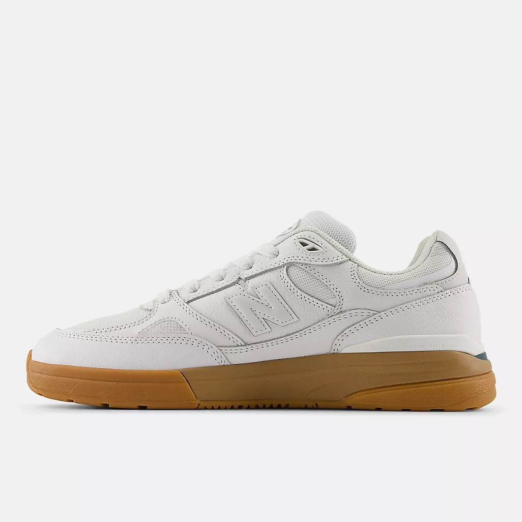 New Balance Numeric Shoes 933 Andrew Reynolds White Black Sneakers