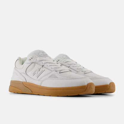 New Balance Numeric Shoes 933 Andrew Reynolds White Black Sneakers