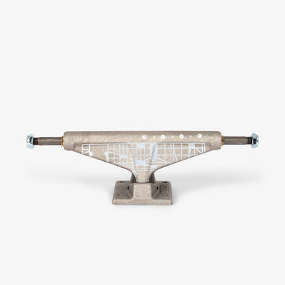 Venture Trucks Worrest Pro Plaza Raw 5.25 Low 8" Axles