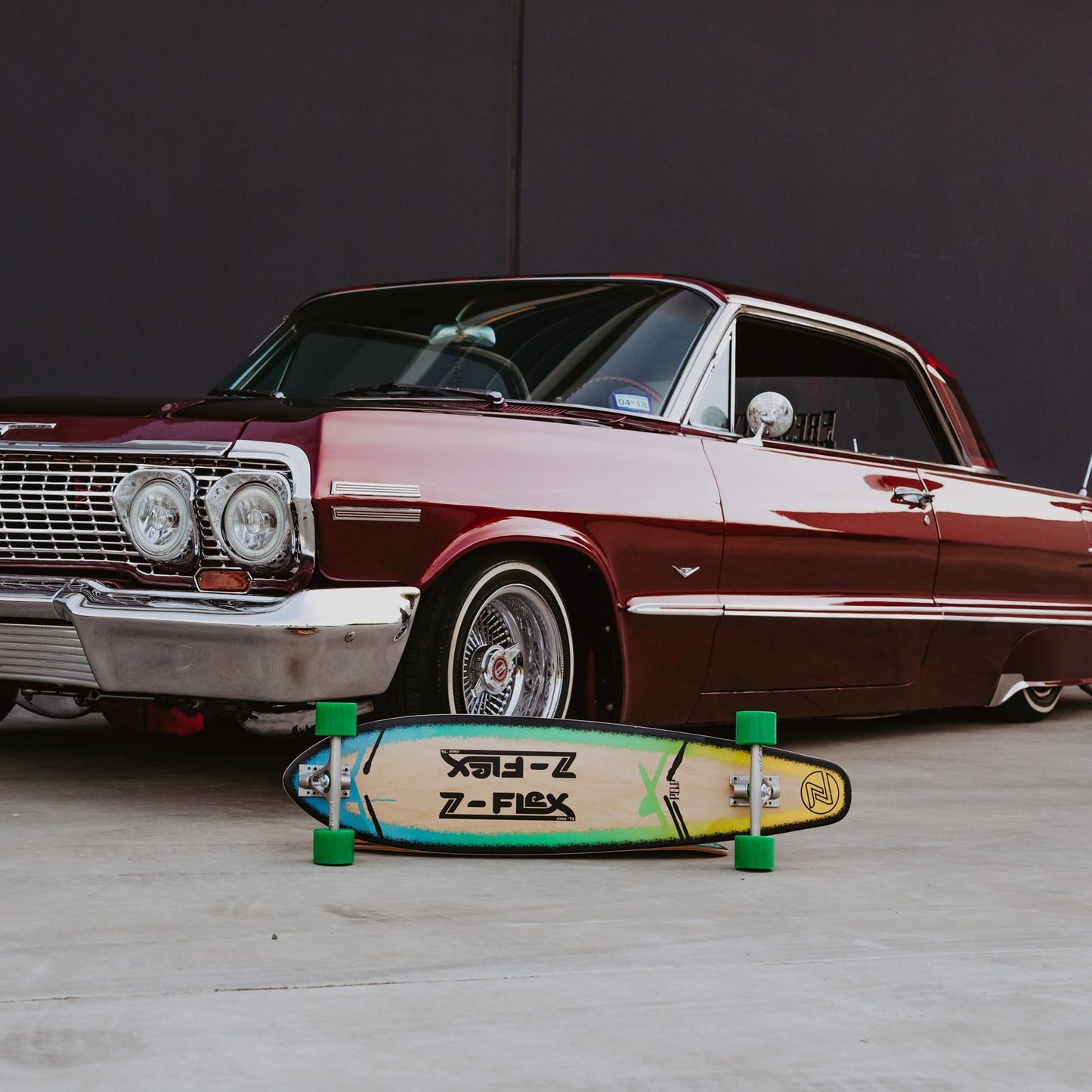 Z-Flex Skateboard Complete P.O.P 39" Blue Fade Roundtail Longboard
