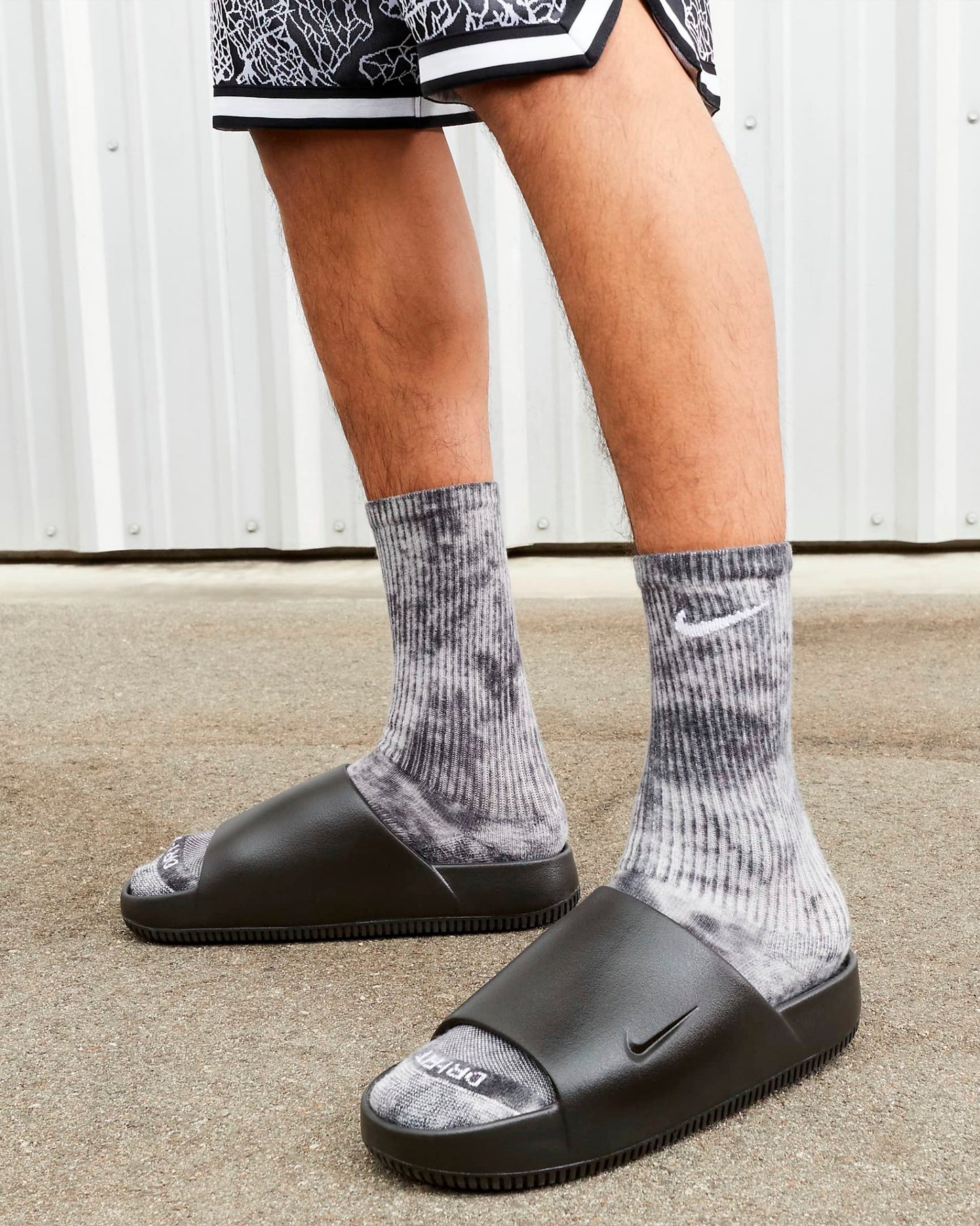Nike Calm Slides Black Black US SIZE Sandals