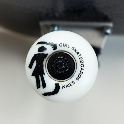 GIRL Skateboard Complete Sean Malto 8.25" Night Attack Jaws Pre-Assembled
