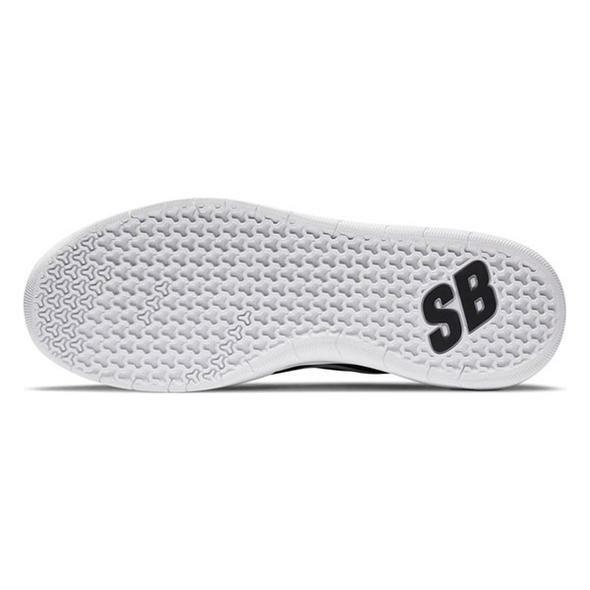 Nike SB Shoes Nyjah Free 2 Black White USA SIZE Skateboard Sneakers