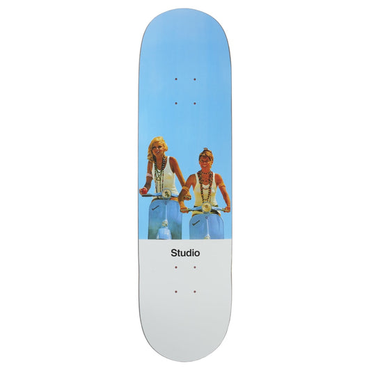 Studio Skateboard Deck Scoot Scoot Team 8.25"