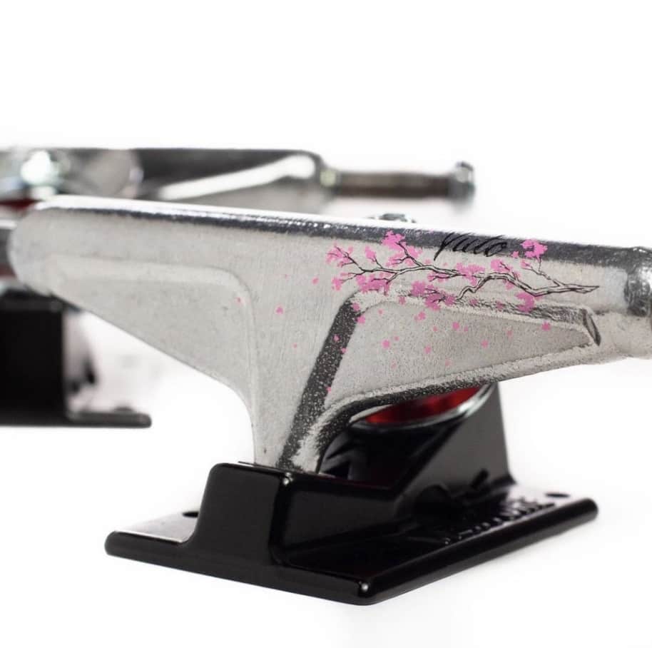 Venture Skateboard Trucks V-Lights Yuto Bloom 5.6" Hi / 8.25" Axles